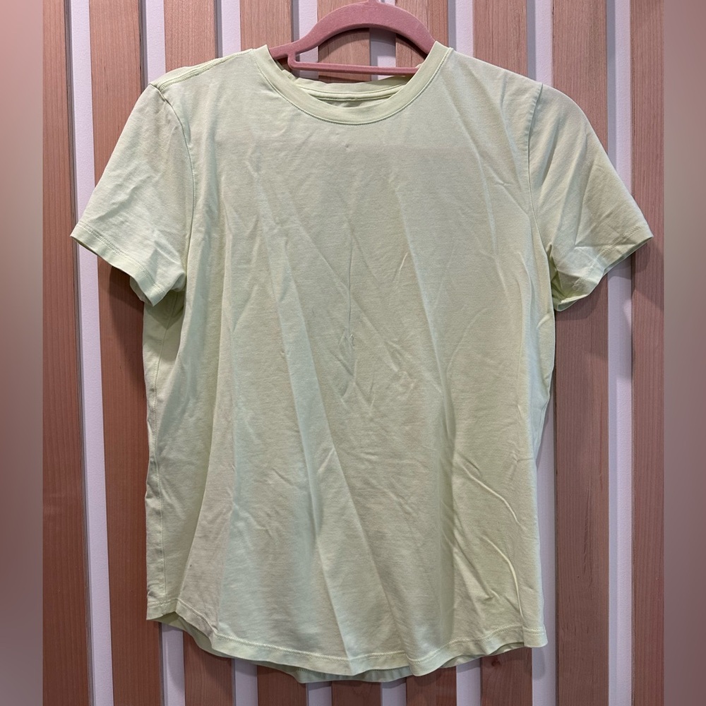 Lululemon Dry Fit Tee
